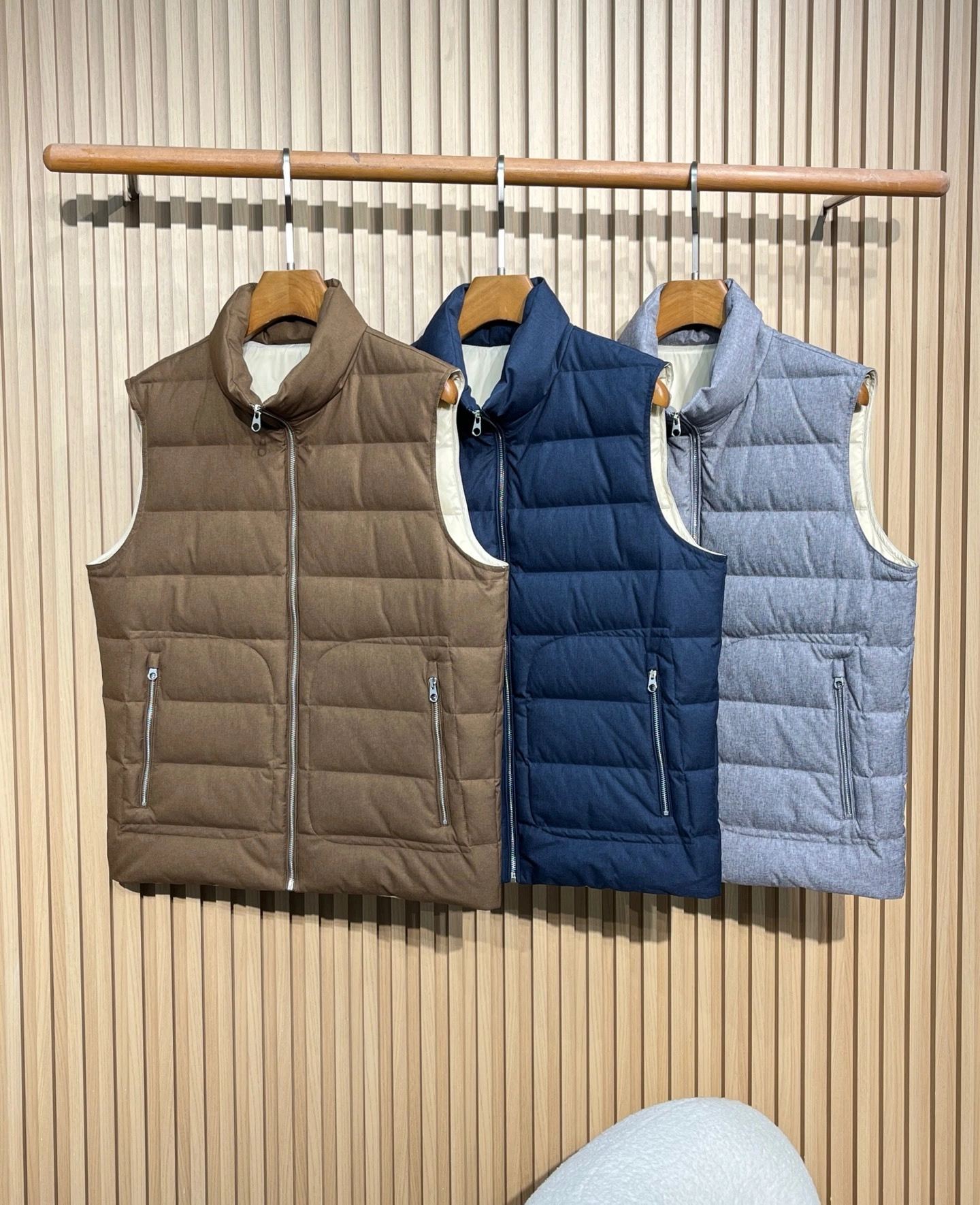 wg.luxury-- 2ru9588o Down jacket white duck down 3colour item: E-F443J1620-3H